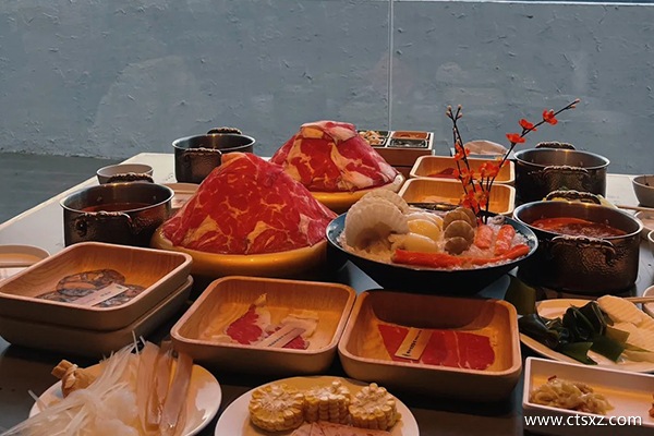 跟團(tuán)去西藏費(fèi)用多少錢(qián)